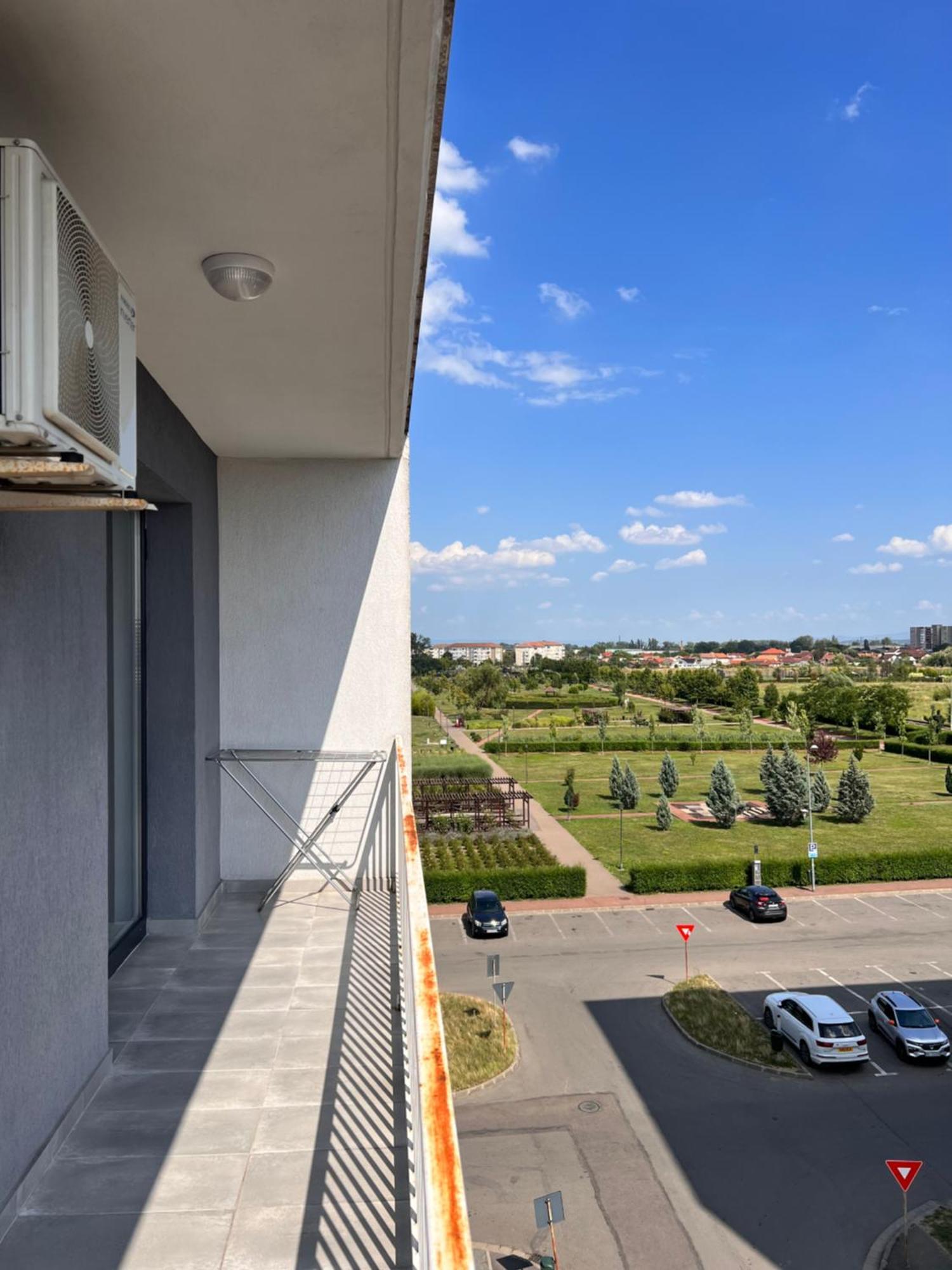 Apartament Madeira Lägenhet Oradea Exteriör bild